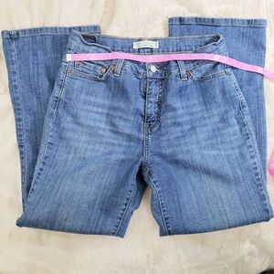 Levi Perfectly Slimming Boot 512